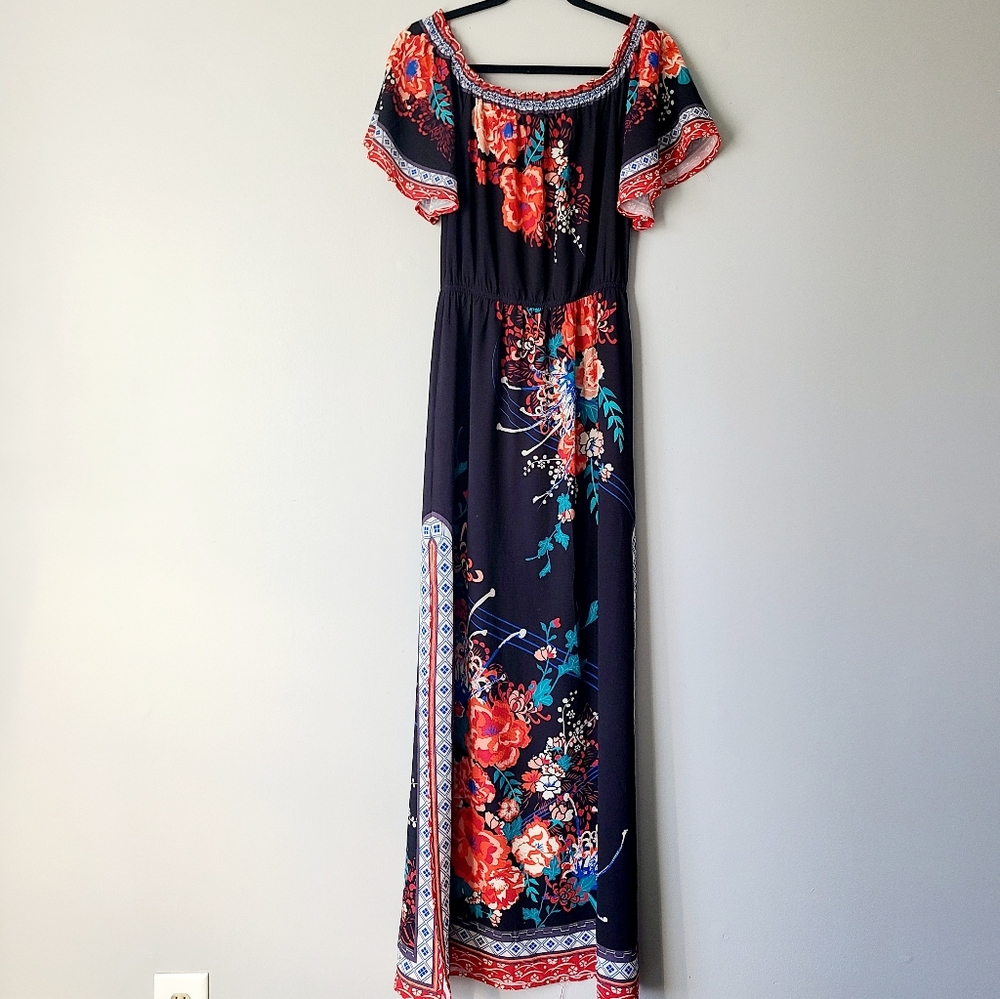 Flying Tomato Black Floral Maxi Dress Size M